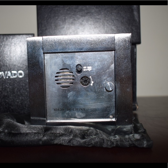 Movado desk clock - Picture 4 of 4